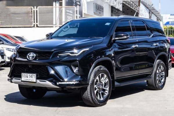 2024 TOYOTA Fortuner