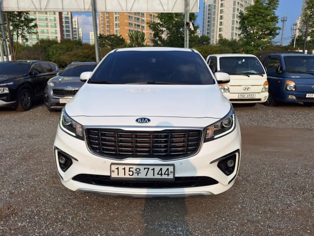 2020 KIA Carnival