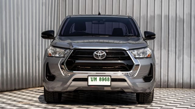 2021 TOYOTA Hilux
