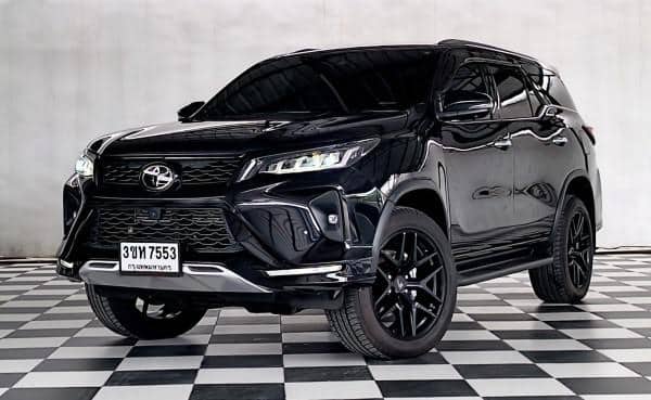 2021 TOYOTA Fortuner