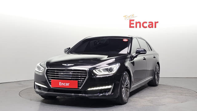 2018 Genesis EQ900