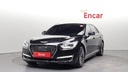 2018 Genesis EQ900