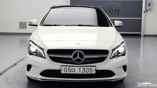 2018 MERCEDES-BENZ CLA-Class