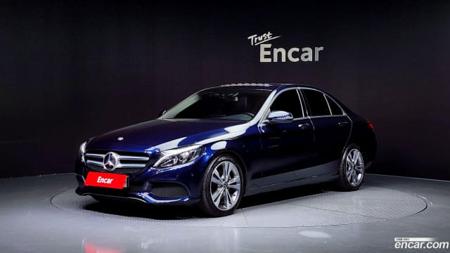 2018 MERCEDES-BENZ C-Class