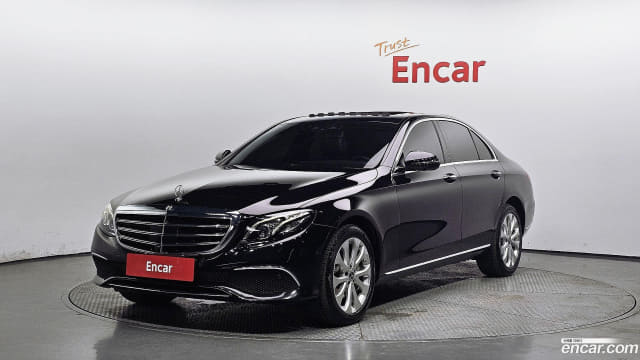 2020 MERCEDES-BENZ E-Class