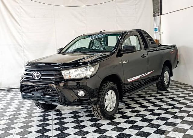 2018 TOYOTA Hilux