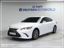2019 LEXUS ES
