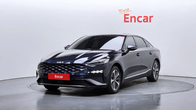 2023 KIA K8