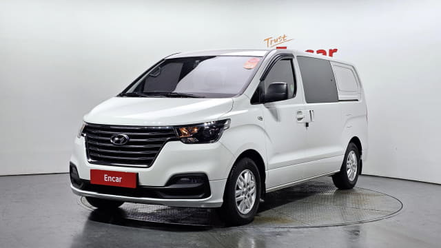2020 HYUNDAI Grand Starex