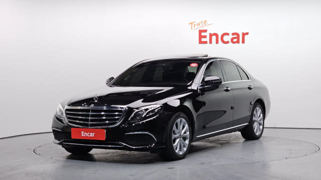 2019 MERCEDES-BENZ E-Class