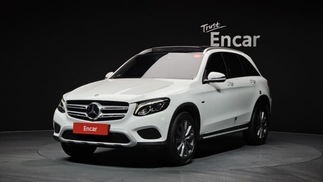 2019 MERCEDES-BENZ GLC-Class
