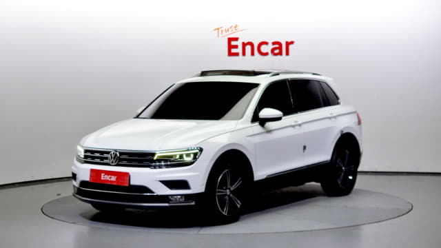 2020 VOLKSWAGEN Tiguan, 