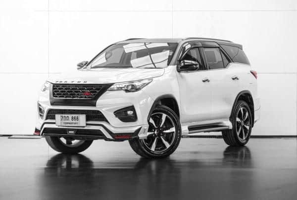 2018 TOYOTA Fortuner