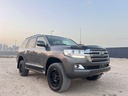 2020 TOYOTA Land Cruiser