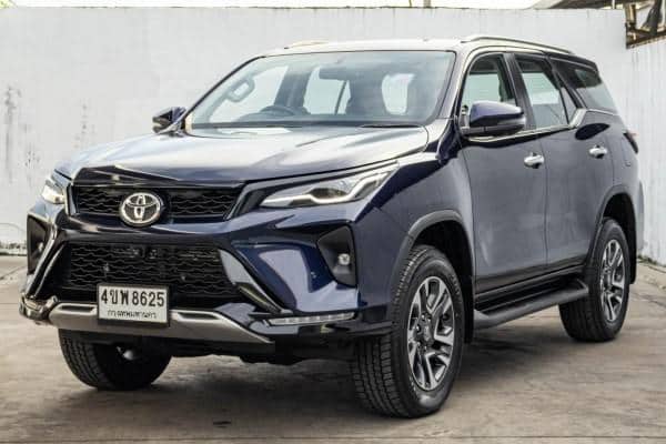 2023 TOYOTA Fortuner