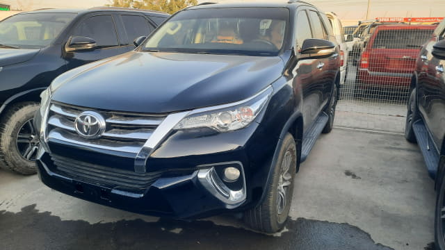 2017 TOYOTA Fortuner, 