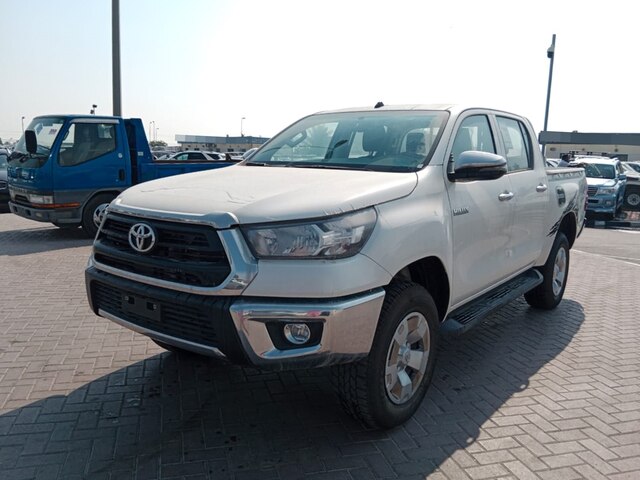 2022 TOYOTA Hilux