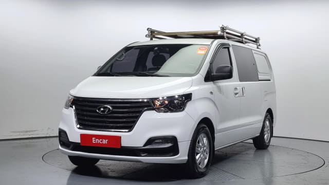 2020 HYUNDAI Grand Starex