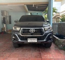 2019 TOYOTA Hilux