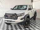 2025 TOYOTA Hilux