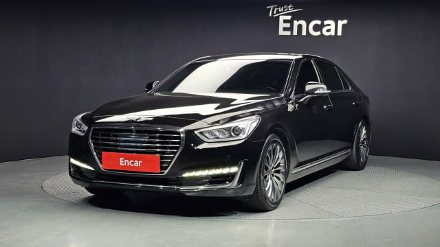 2018 Genesis EQ900
