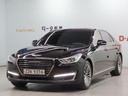 2018 Genesis EQ900