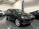 2016 VOLKSWAGEN Touareg