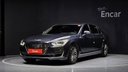 2017 Genesis EQ900