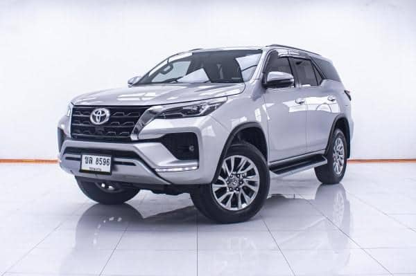 2021 TOYOTA Fortuner