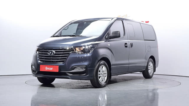 2018 HYUNDAI Grand Starex