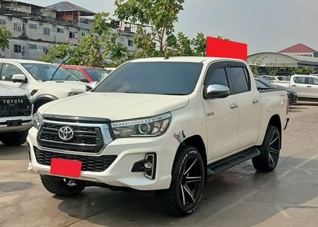 2018 TOYOTA Hilux