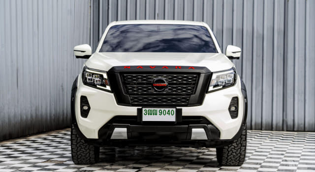 2021 NISSAN Navara