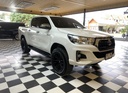 2017 TOYOTA Hilux