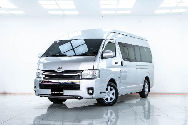 2020 TOYOTA Hiace Commuter