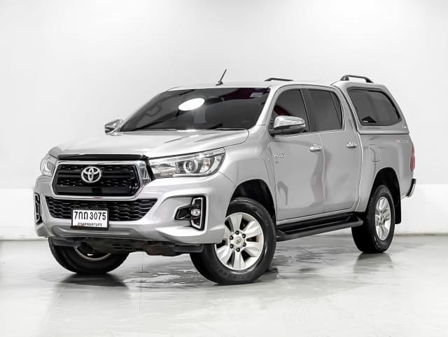 2019 TOYOTA Hilux
