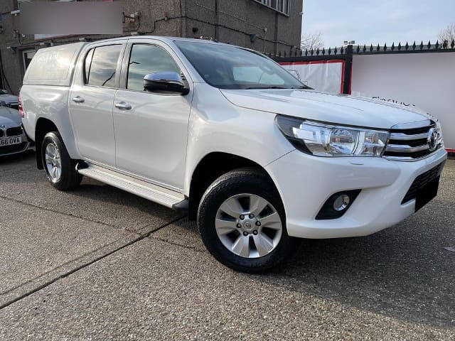 2018 TOYOTA Hilux