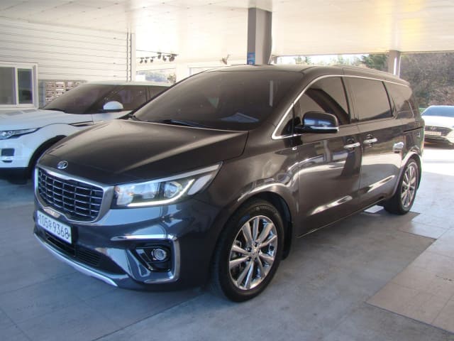 2020 KIA Carnival