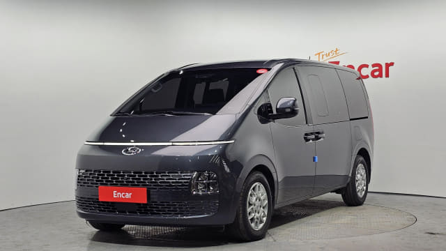 2023 HYUNDAI Staria