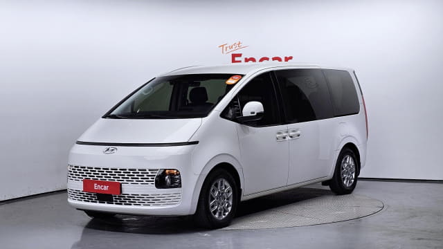 2023 HYUNDAI Staria