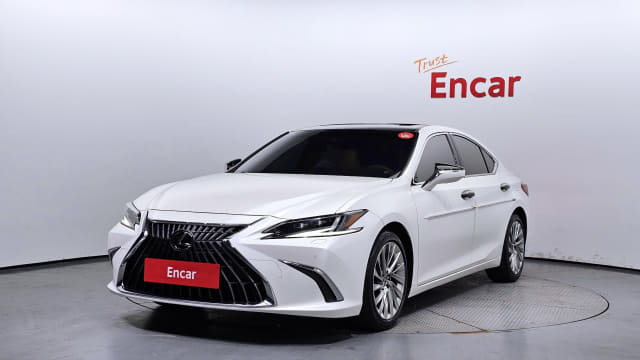2023 LEXUS ES