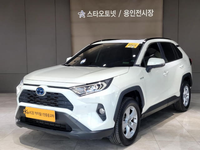 2020 TOYOTA RAV4