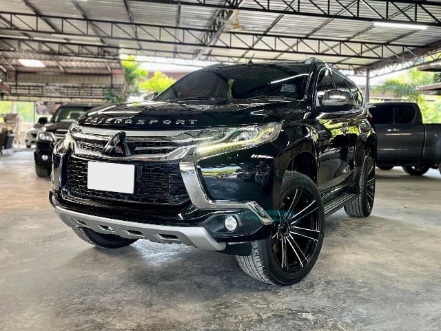 2018 MITSUBISHI Pajero