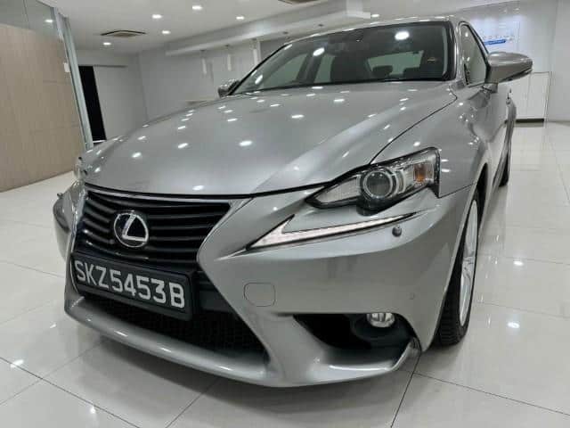 2016 LEXUS IS