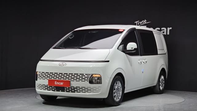 2022 HYUNDAI Staria