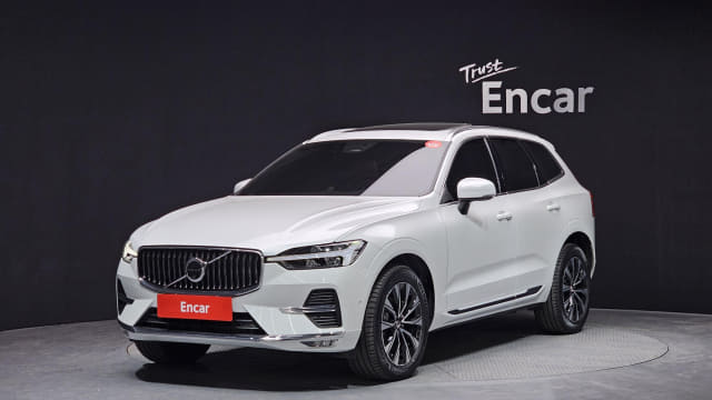 2024 VOLVO XC60