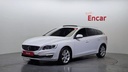 2018 VOLVO V60