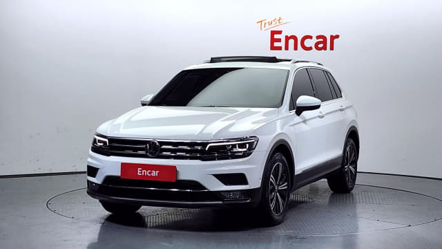 2020 VOLKSWAGEN Tiguan