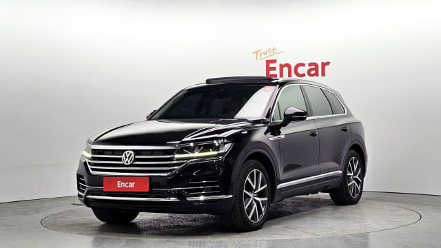 2020 VOLKSWAGEN Touareg, 