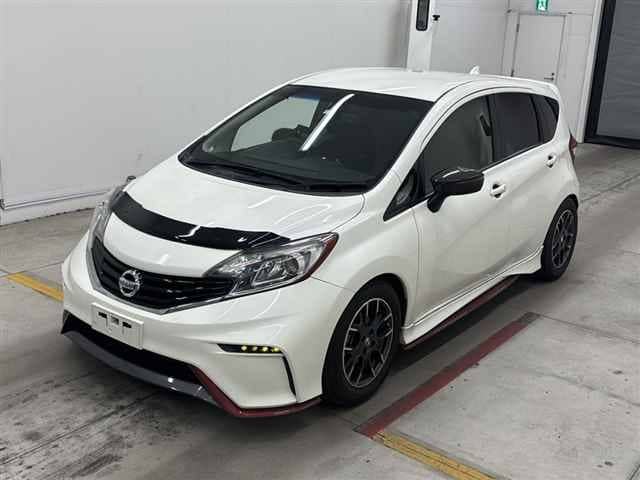 2016 NISSAN Note