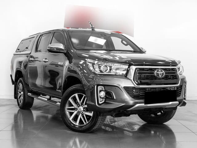 2018 TOYOTA Hilux